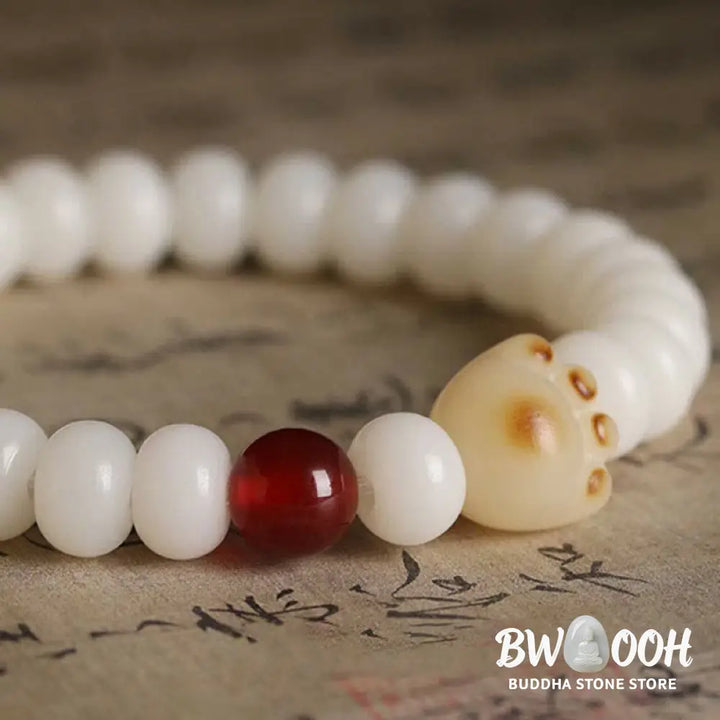 BWOOOH Natural Bodhi Seed Lovely Paw Lucky Cat Bracelet | natural stone spiritual bracelet for healing and mindful living