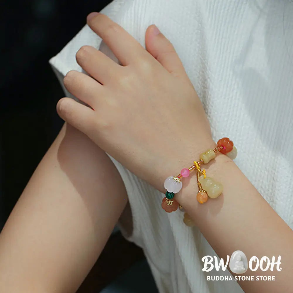 BWOOOH Natural Golden Silk Jade Crystals Gourd Pixiu Pumpkin Beads Wealth Charm Bracelet - Golden Silk