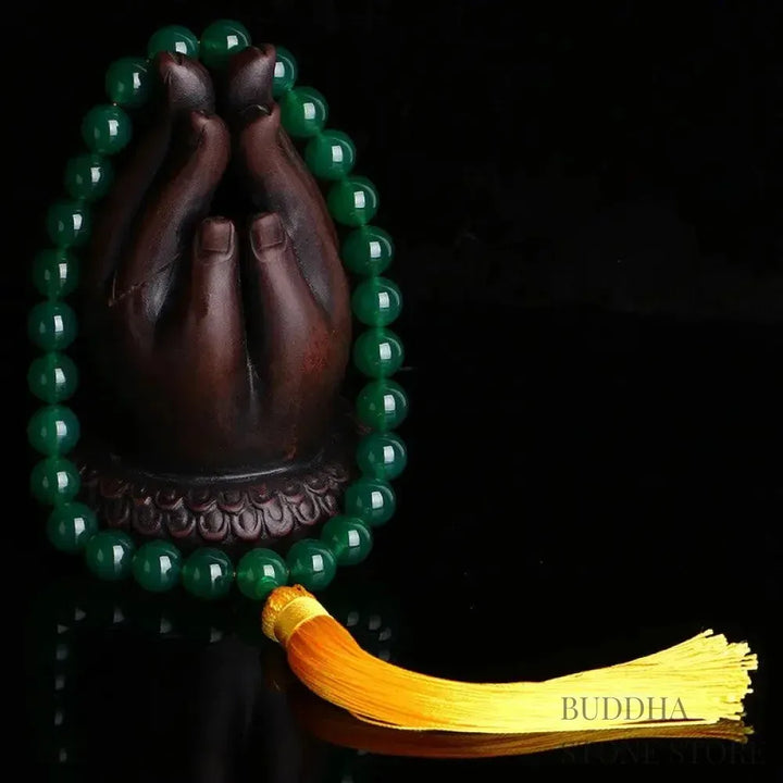 BWOOOH Natural Green Agate Wrist Mala with Power Tassels, featuring polished 10mm, 12mm, or 14mm beads. A versatile pocket mala and car decoration for spiritual balance and success.