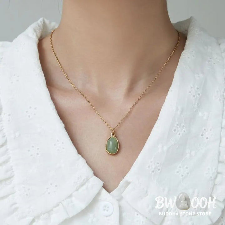 A BWOOOH Natural Green Aventurine, vibrant Amethyst, and gentle Rose Quartz Blessing Necklace Pendant, handcrafted with a delicate chain, promoting luck, serenity, and love for meditation and daily wear. - View 4