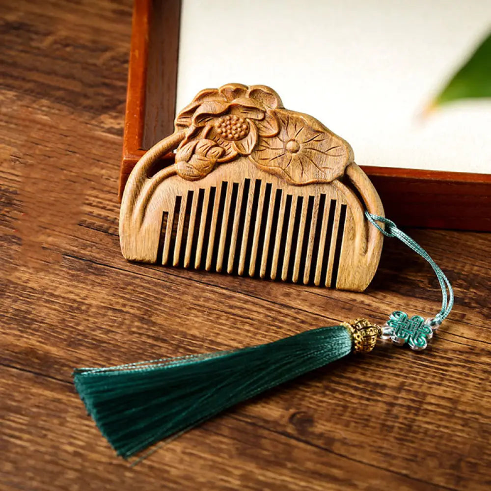 BWOOOH Natural Green Sandalwood Lotus Flower Leaf Engrave