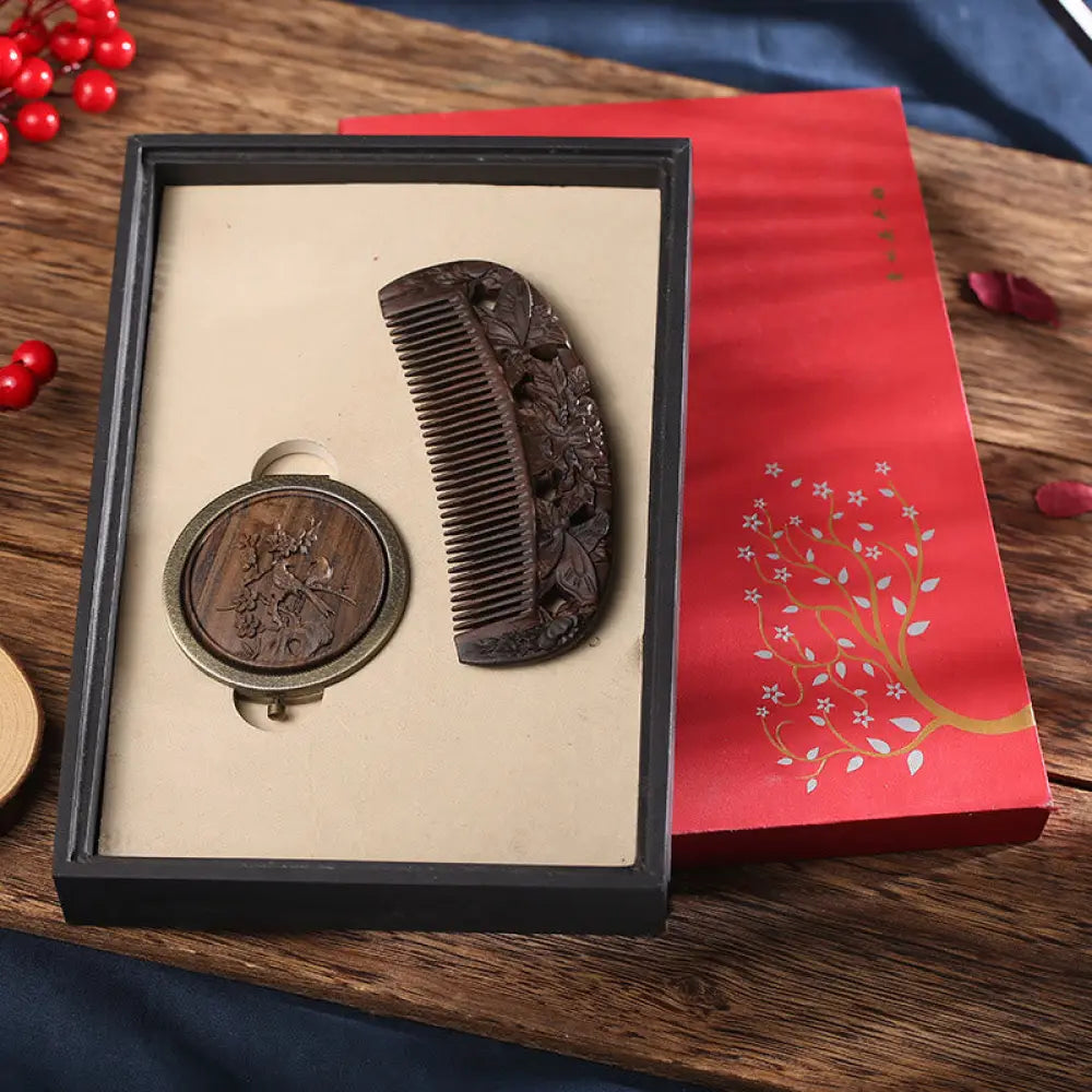 Buddha Stones Natural Green Sandalwood Rosewood Lotus Flower Peacock Butterfly Engraved Soothing Comb - Chacate Preto