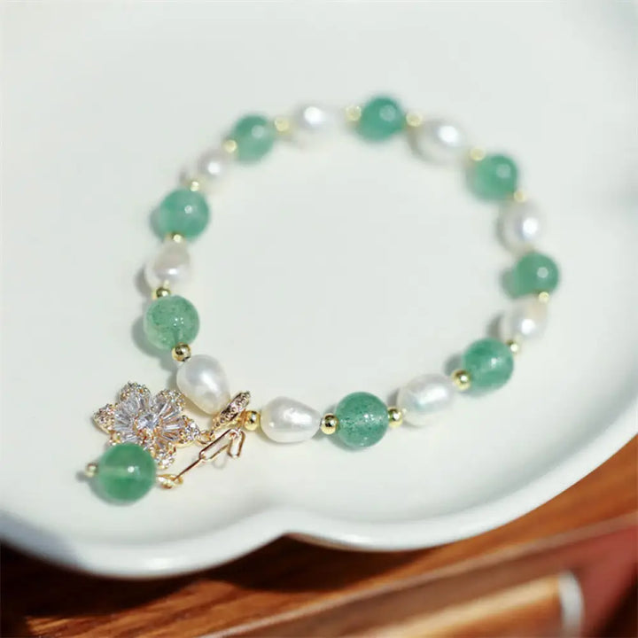 BWOOOH Natural Green Strawberry Quartz Pearl Flower Charm Love Bracelet - Green Strawberry Quartz(Soothing♥Calm)
