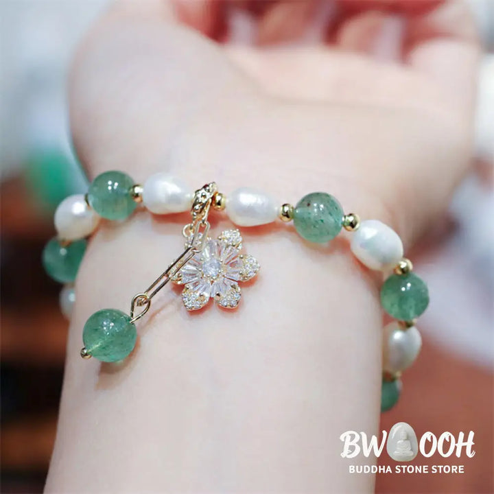 BWOOOH Natural Green Strawberry Quartz Pearl Flower Charm Love Bracelet - Green Strawberry Quartz(Soothing♥Calm)