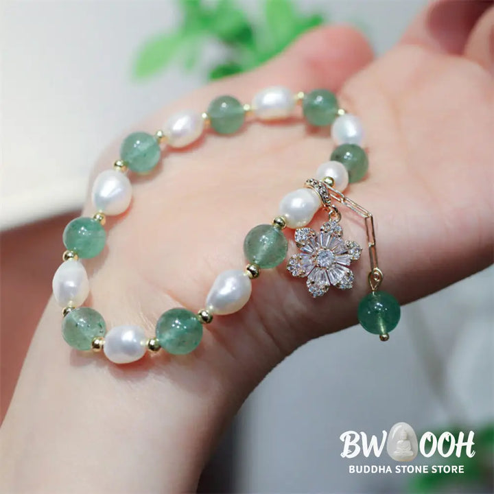 BWOOOH Natural Green Strawberry Quartz Pearl Flower Charm Love Bracelet - Green Strawberry Quartz(Soothing♥Calm)