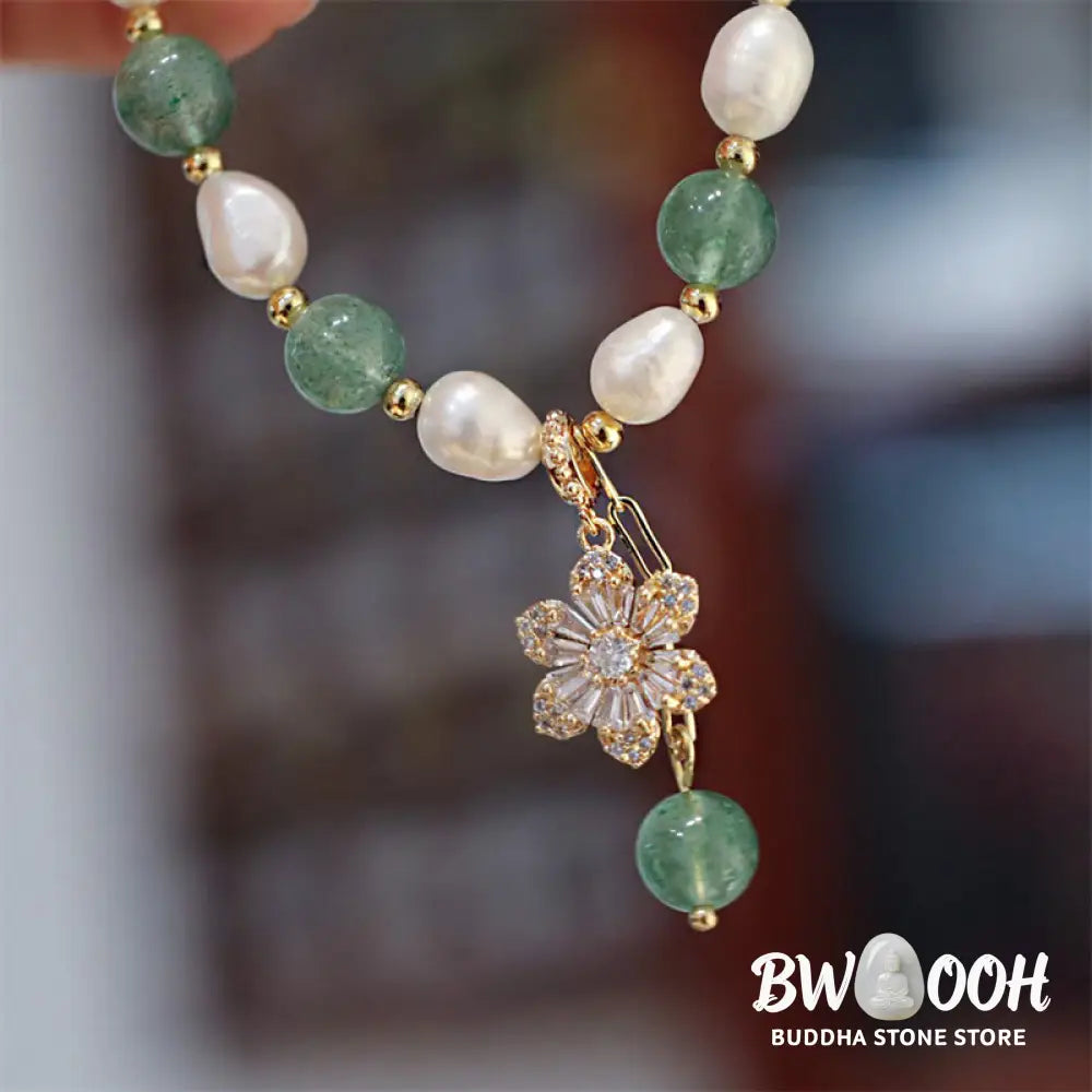 BWOOOH Natural Green Strawberry Quartz Pearl Flower Charm Love Bracelet - Green Strawberry Quartz(Soothing♥Calm)