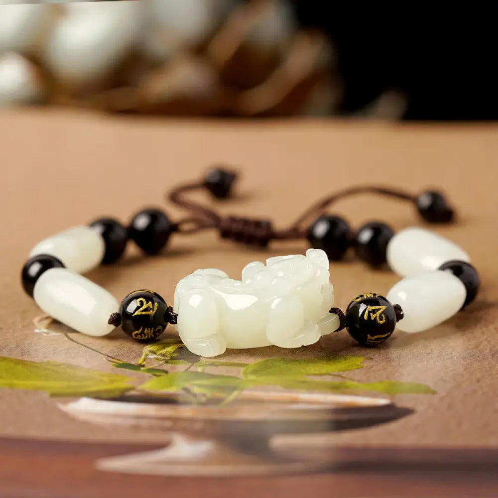 BWOOOH Natural Hetian White Jade PiXiu Wealth String Bracelet - Om Mani Padme Hum White Jade Pixiu / Women