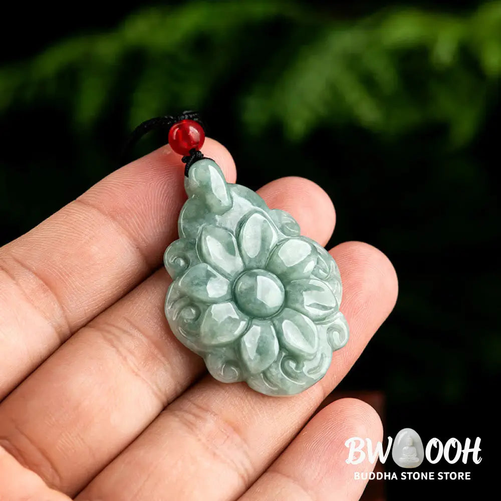 Buddha Stones Natural Jade Kalanchoe blossfeldiana Flower Pattern Luck Necklace Pendant - BWOOOH