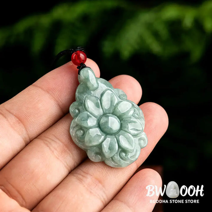 Buddha Stones Natural Jade Kalanchoe blossfeldiana Flower Pattern Luck Necklace Pendant - BWOOOH