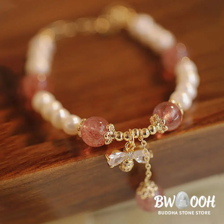 BWOOOH Natural Pearl Strawberry Quartz Healing Cute Honey Bee Charm Bracelet - Pearl&amp;Strawberry Quartz(Wrist