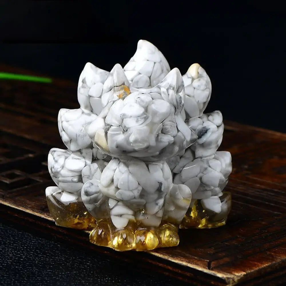 Buddha Stones Natural Various Crystal Strawberry Quartz Amethyst Nine Tailed Fox Protection Home Decoration - White
