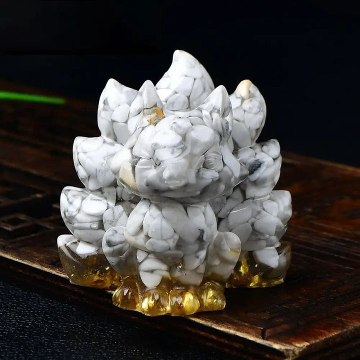 Buddha Stones Natural Various Crystal Strawberry Quartz Amethyst Nine Tailed Fox Protection Home Decoration - White
