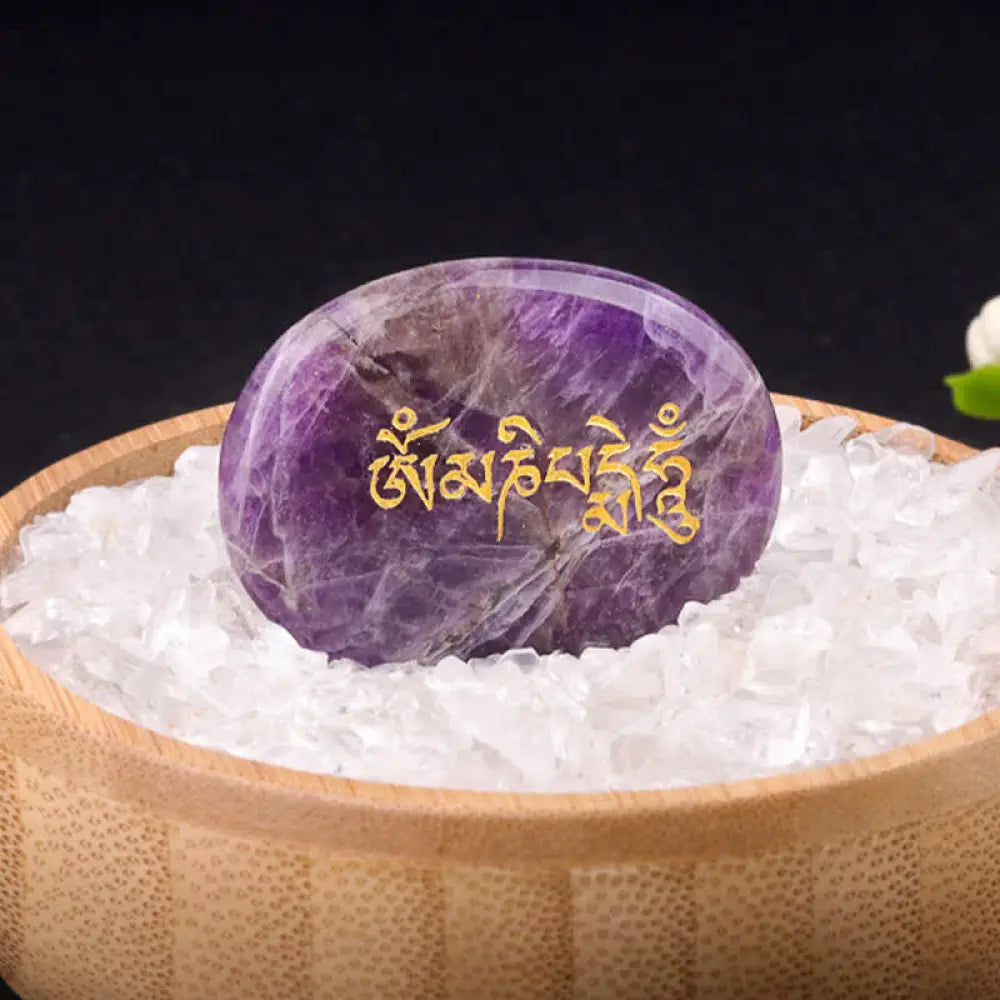 Buddha Stones Om Mani Padme Hum Amethyst Tiger Eye Palm Stone Crystal Decor 35*45mm - Natural Amethyst(Color May Vary)