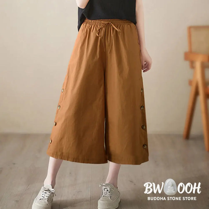 Buddha Stones Plain Buttoned Side Design Capri Cropped Women&