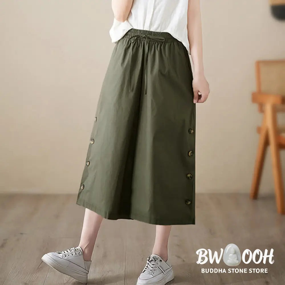 Buddha Stones Plain Buttoned Side Design Capri Cropped Women&