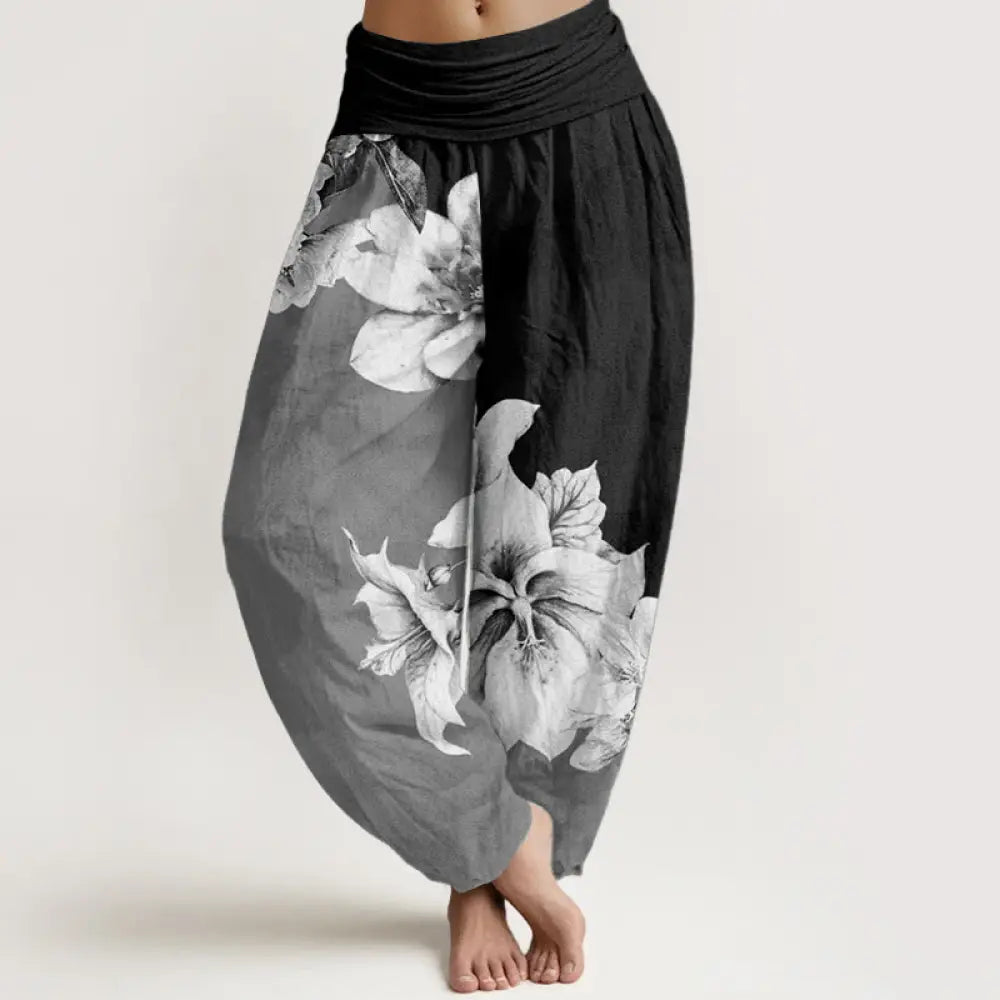 Buddha Stones Pure Cotton Camellia Pattern Women’s Elastic Waist Harem Pants - Black / US2，UK/AU6，EU34 (XS) - Women’s