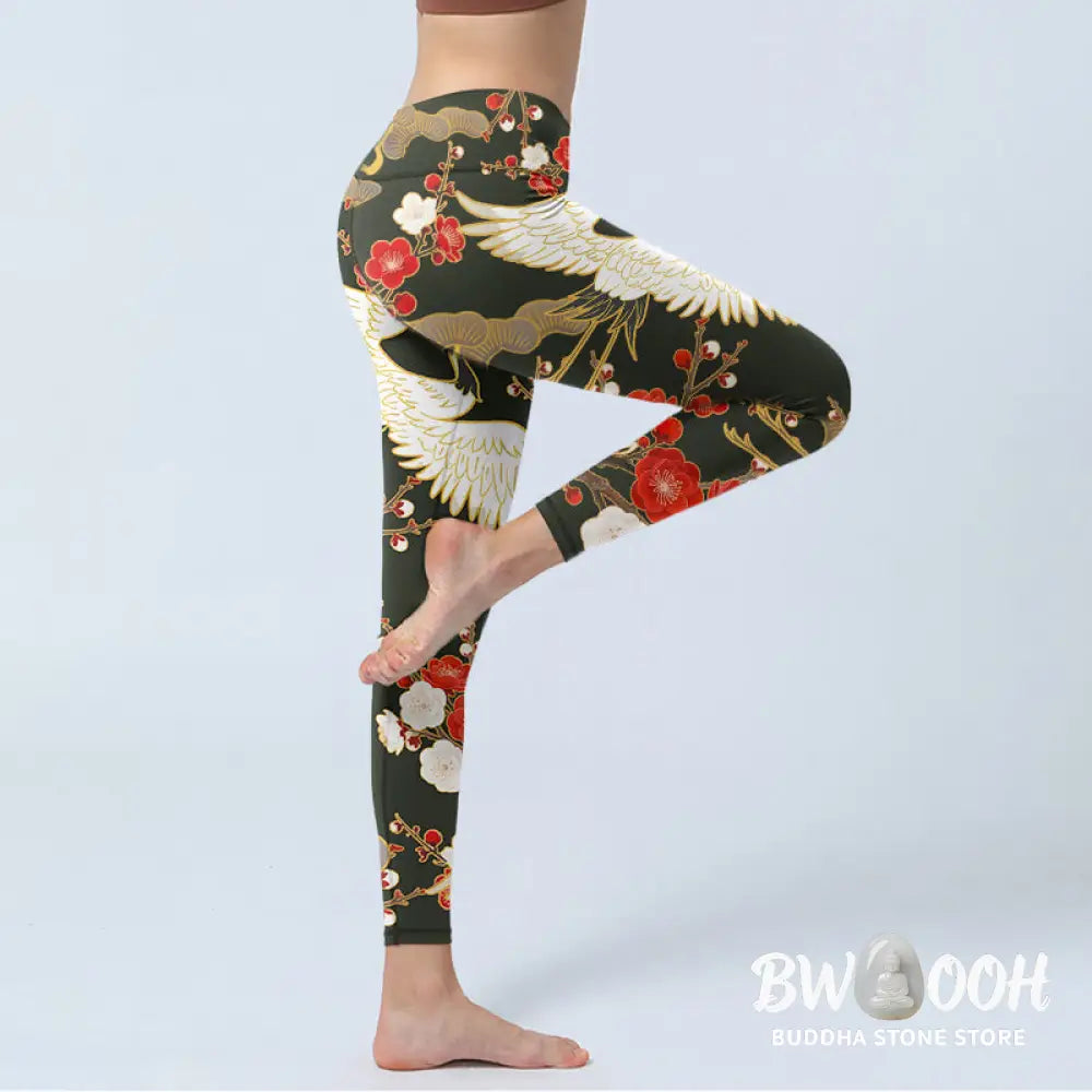 BWOOOH printed yoga leggings - Red Crowned Cranes Plum Blossoms Branche