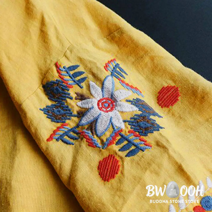 Buddha Stones Retro Artistic Embroidery Floral Pattern Crew Neck Women’s Cotton Linen Short Sleeve T-Shirt - Women’s