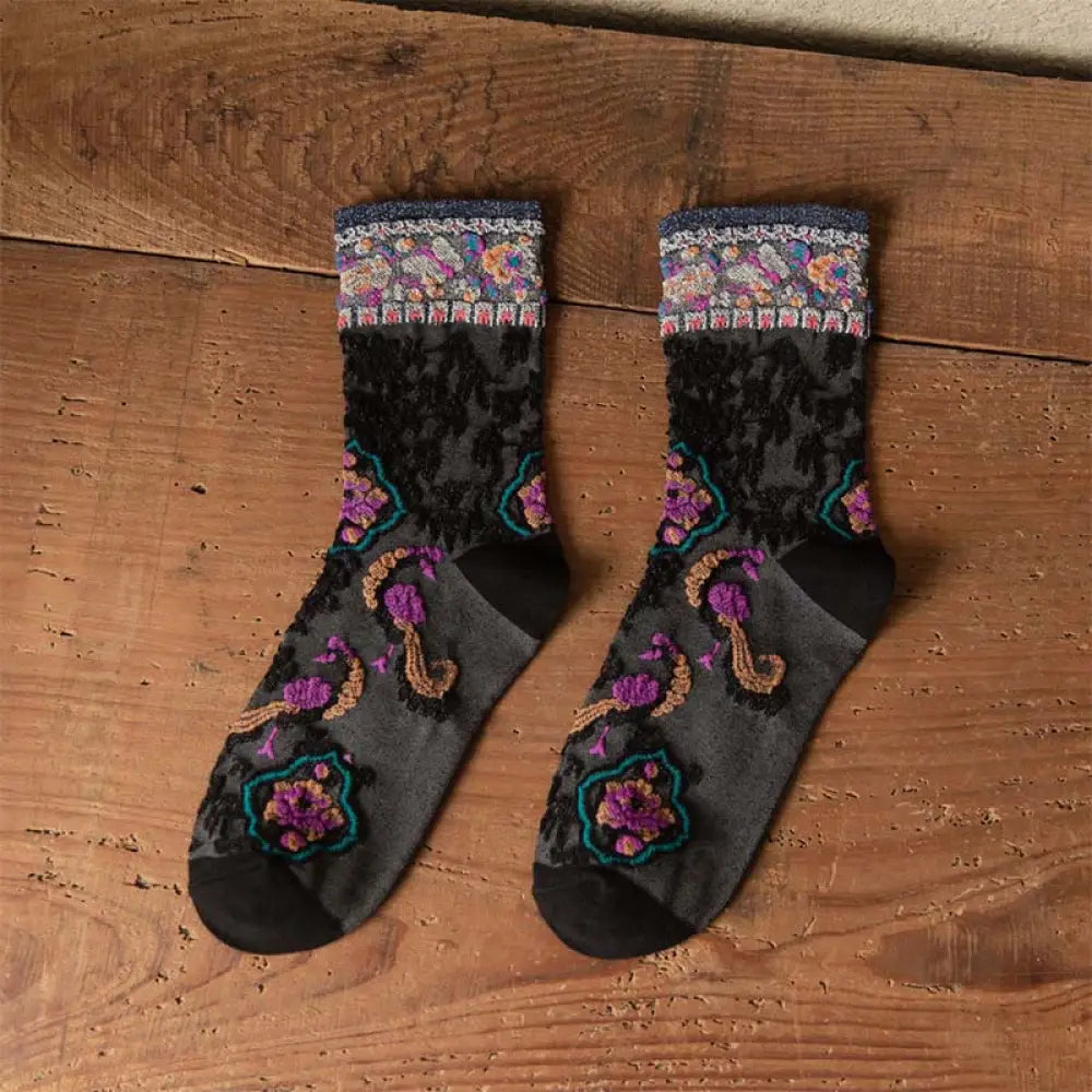 Buddha Stones Retro Embossed Floral Pattern Micro Crew Women Cotton Socks - Black / One Size Fits Most