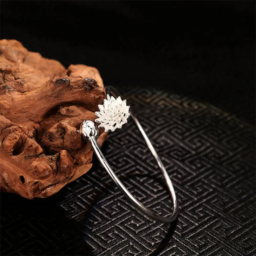Buddha Stones Retro Lotus White Copper Enlightenment Bracelet Bangle - BWOOOH - Silver Lotus - Bracelet Bangle
