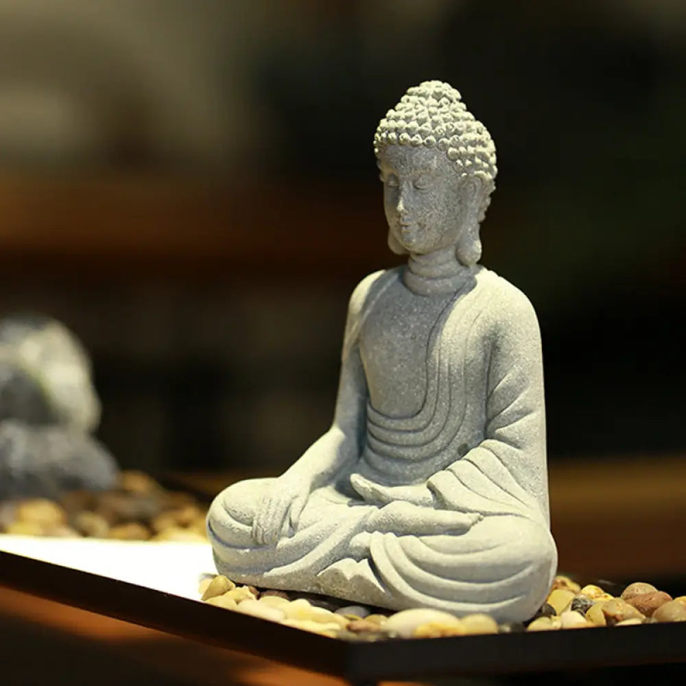 BWOOOH Sitting Meditation Buddha Blessing Compassion Decoration - Decorations