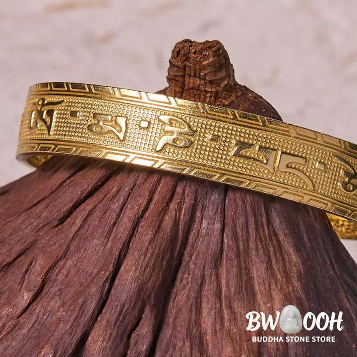 Buddha Stones Six True Words ’om Mani Padme Hum’ Heart Sutra Copper Brass Luck Wisdom Bracelet Bangle - BWOOOH