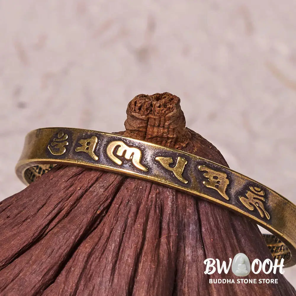 Buddha Stones Six True Words ’om Mani Padme Hum’ Heart Sutra Copper Brass Wisdom Peace Cuff Bracelet Bangle - BWOOOH