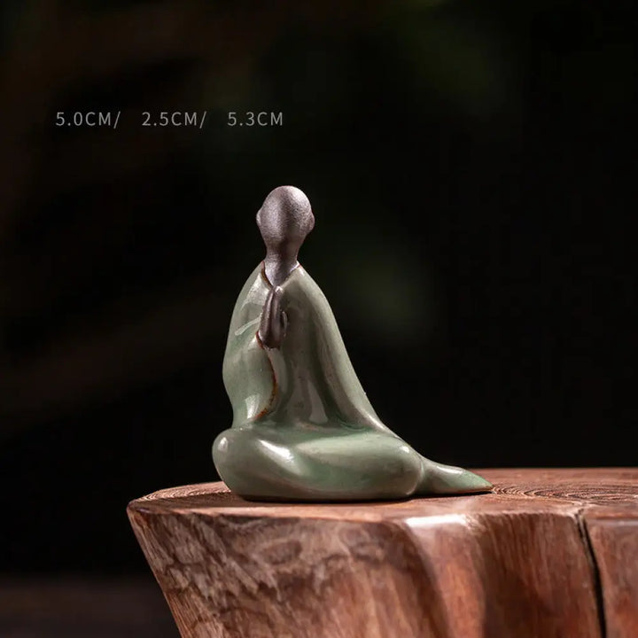 BWOOOH handcrafted Buddha statue - Small Formless Buddha Prayer Cerami