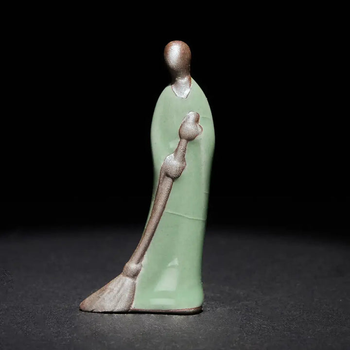 BWOOOH handcrafted Buddha statue - Small Formless Buddha Sweeping Monk