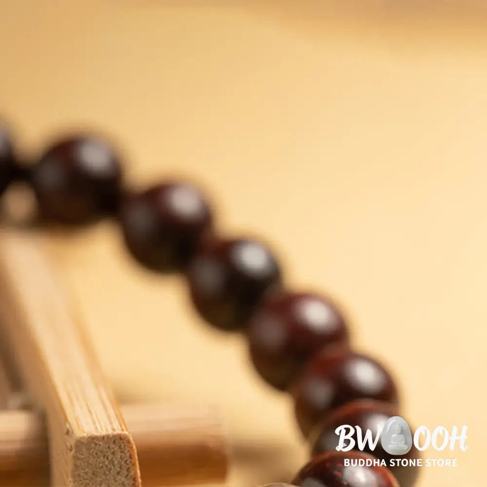 Buddha Stones Small Leaf Red Sandalwood White Crystal Protection Bracelet - BWOOOH - Small Leaf Red Sandalwood(Wrist