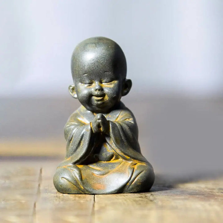 BWOOOH resin Buddha statue - Small Meditating Monk Iron Powder R