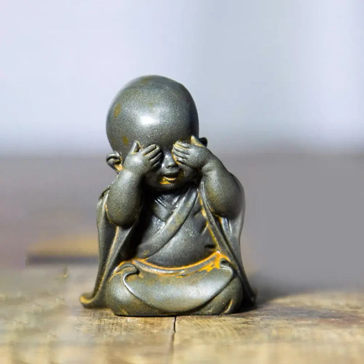BWOOOH resin Buddha statue - Small Meditating Monk Iron Powder R