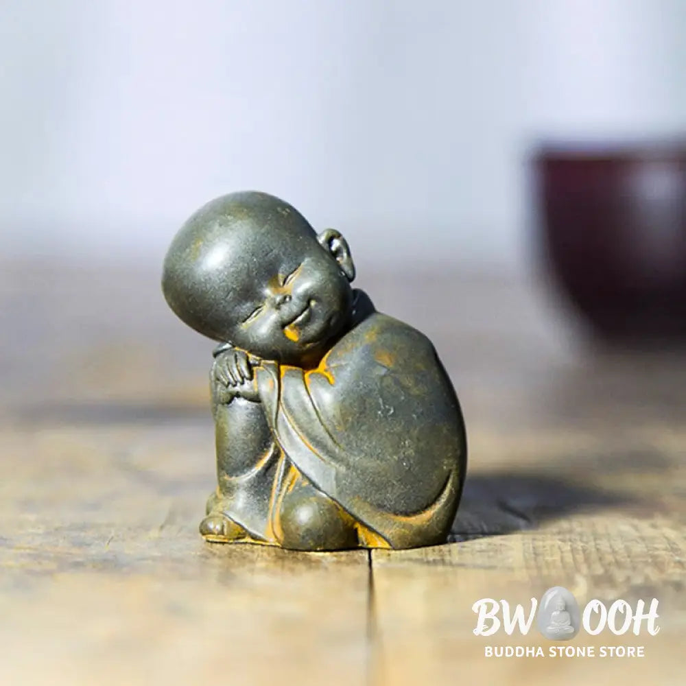 BWOOOH resin Buddha statue - Small Meditating Monk Iron Powder R