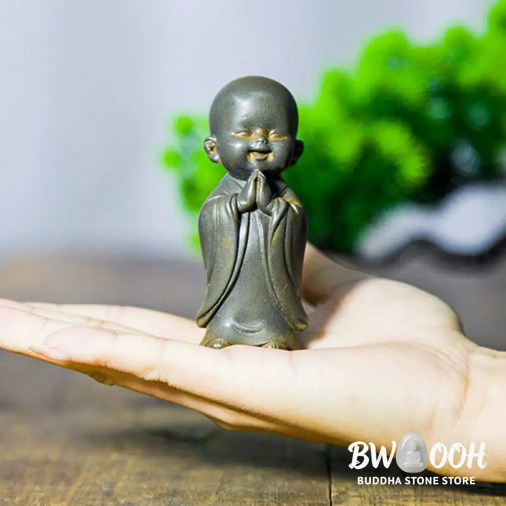 BWOOOH resin Buddha statue - Small Meditating Monk Iron Powder R