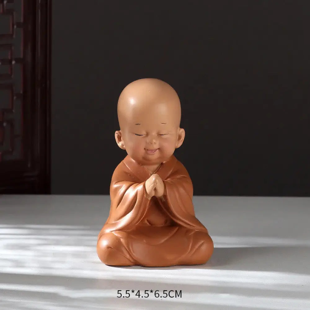BWOOOH resin Buddha statue - Small Mini Meditation Praying Monk 