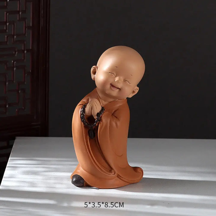 BWOOOH resin Buddha statue - Small Mini Meditation Praying Monk 