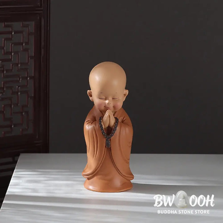 BWOOOH resin Buddha statue - Small Mini Meditation Praying Monk 