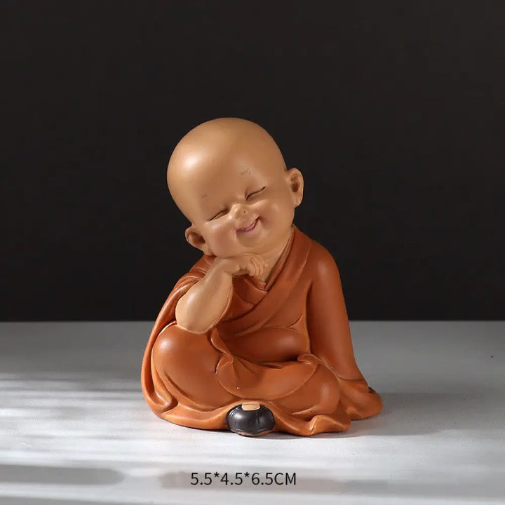 BWOOOH resin Buddha statue - Small Mini Meditation Praying Monk 