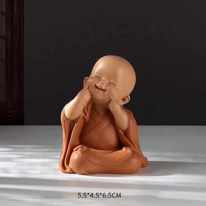 BWOOOH resin Buddha statue - Small Mini Meditation Praying Monk 
