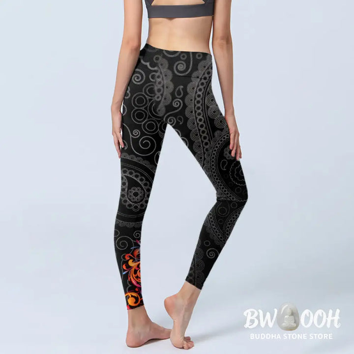 Buddha Stones Strong Contrast Flower Paisley Pattern Gym Leggings Women&