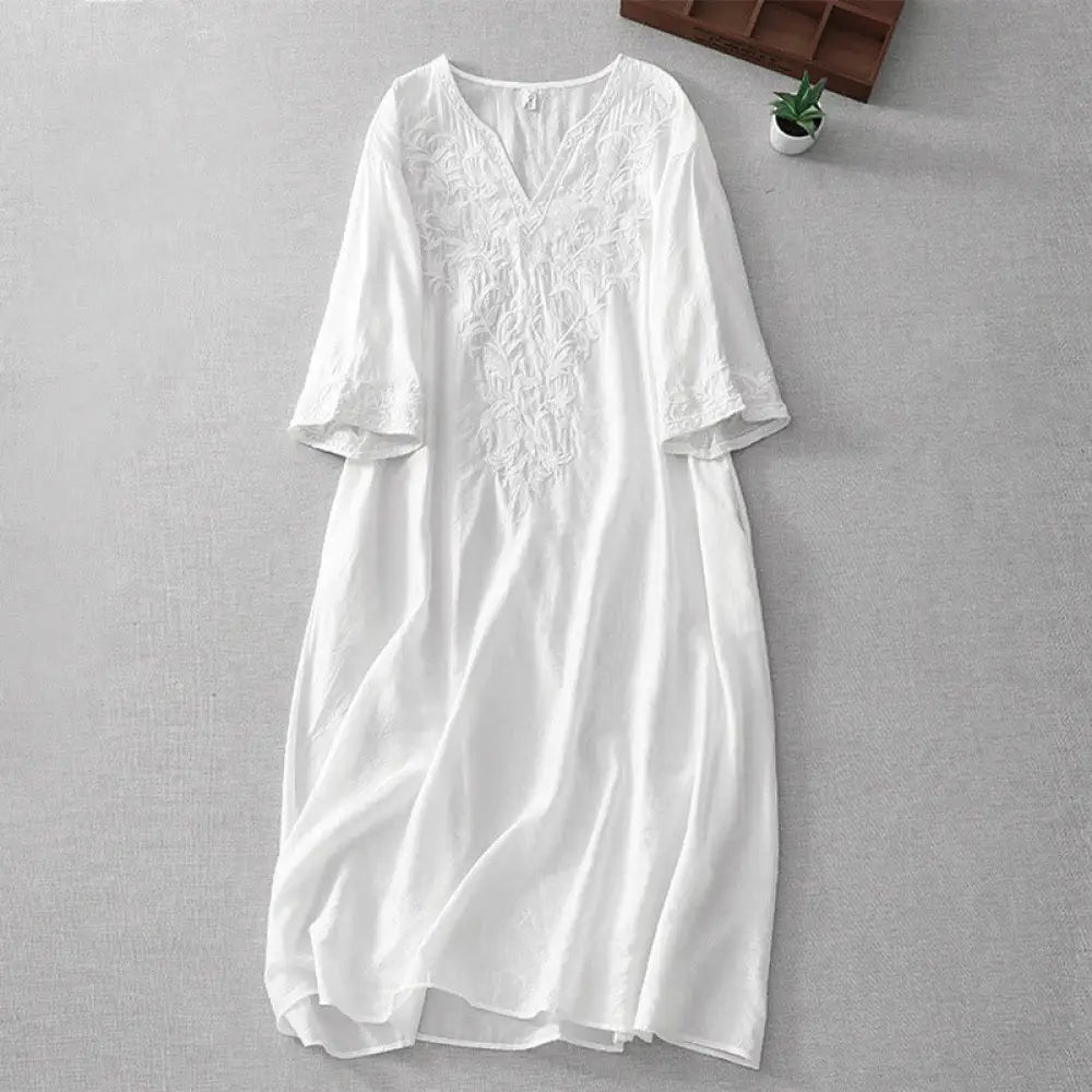 BWOOOH Summer White Pure Color Embroidery Leaf Flower V-N