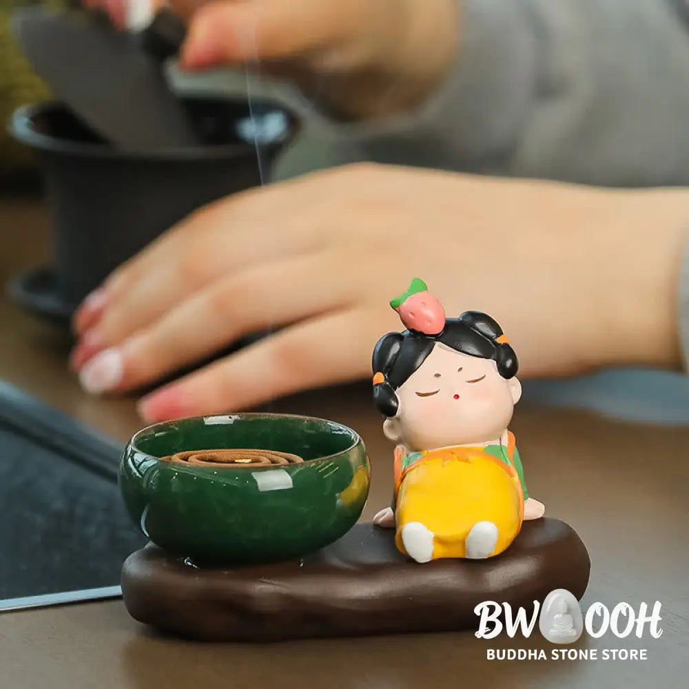 BWOOOH ceramic incense burner - Tang Dynasty Lady Food Healing Cera