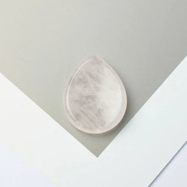 Buddha Stones Teardrop Shape Worry Stone Protection Crystal Decor 34*26*7.8cm - Natural Rose Quartz(Color May Vary)
