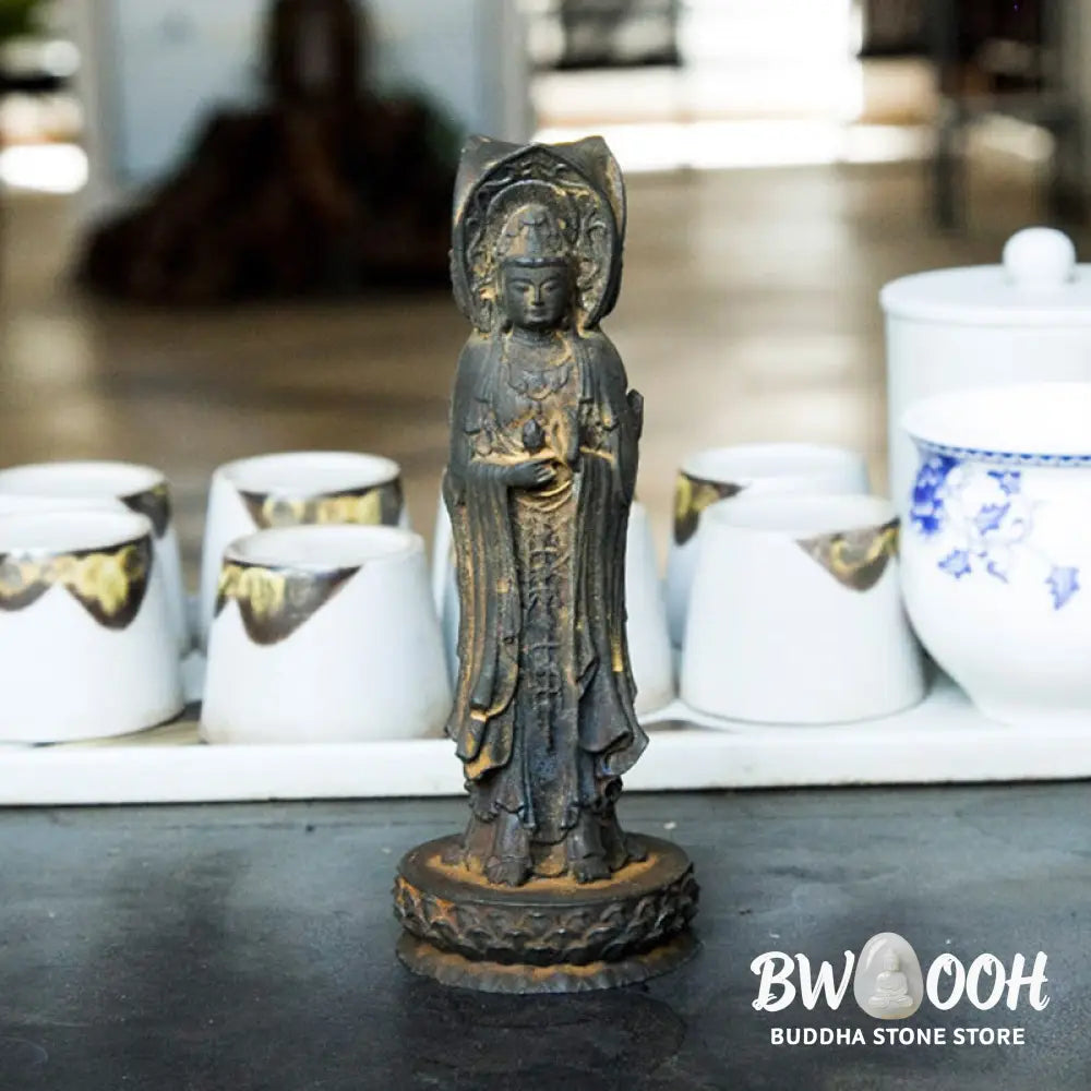 BWOOOH resin Kwan Yin statue - Three-sided Kwan Yin Avalokitesvara