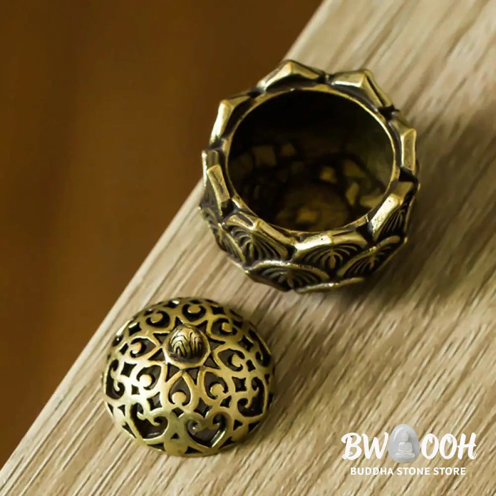 BWOOOH Tibetan Mini Lotus Pattern Meditation Copper Incense Burner - Lotus - Incense Burner
