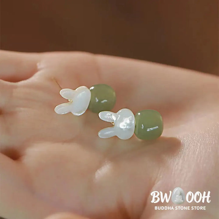 Buddha Stones Tridacna Stone Cute Rabbit Hetian Jade Luck Earrings - Hetian Jade Tridacna Stone(Copper Posts) - Earrings