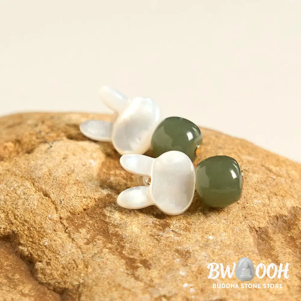 Buddha Stones Tridacna Stone Cute Rabbit Hetian Jade Luck Earrings - Hetian Jade Tridacna Stone(Copper Posts) - Earrings