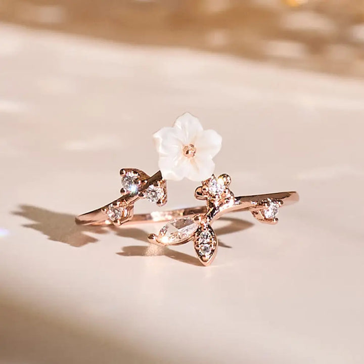 BWOOOH White Flower Design Adjustable Healing Copper Ring — Copper spiritual jewelry for spiritual healing and mindful living