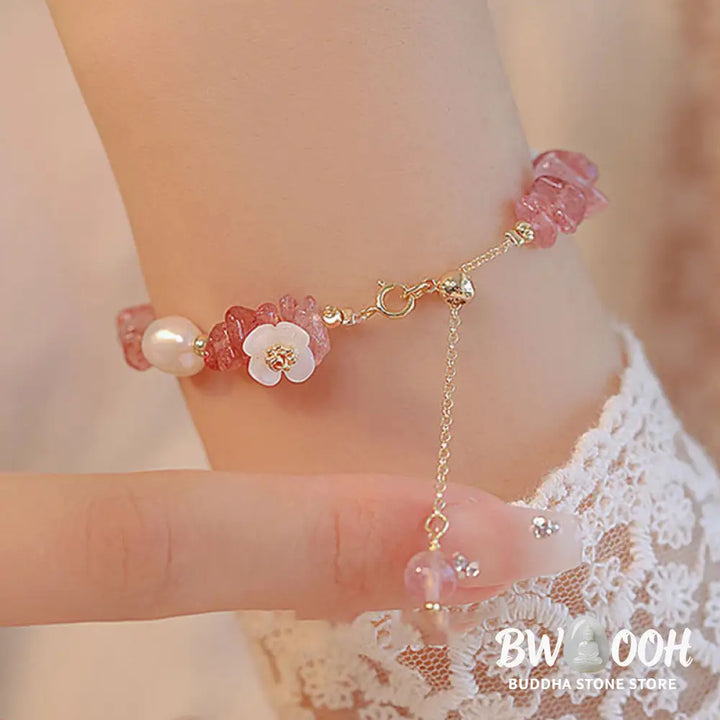 Buddha Stones White Flower Pearl Natural Irregular Strawberry Quartz Healing Chain Bracelet - Strawberry Quartz(Wrist