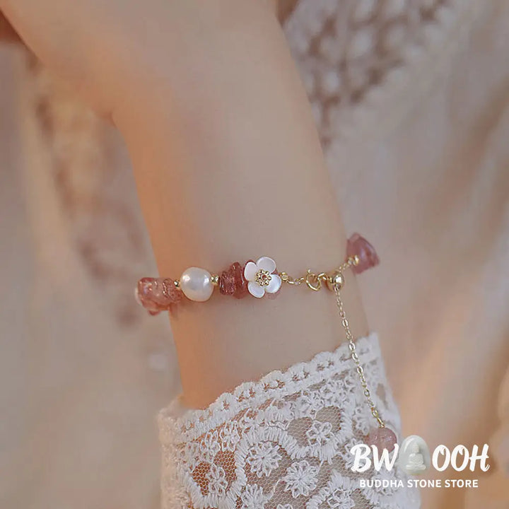 Buddha Stones White Flower Pearl Natural Irregular Strawberry Quartz Healing Chain Bracelet - Strawberry Quartz(Wrist